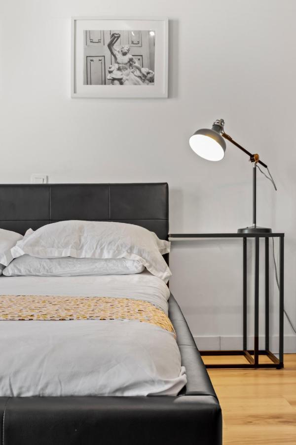 Aquarius: Upscale Flat In The Heart Of Bucharest! Apartment ภายนอก รูปภาพ