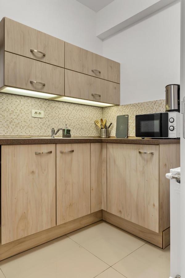 Aquarius: Upscale Flat In The Heart Of Bucharest! Apartment ภายนอก รูปภาพ